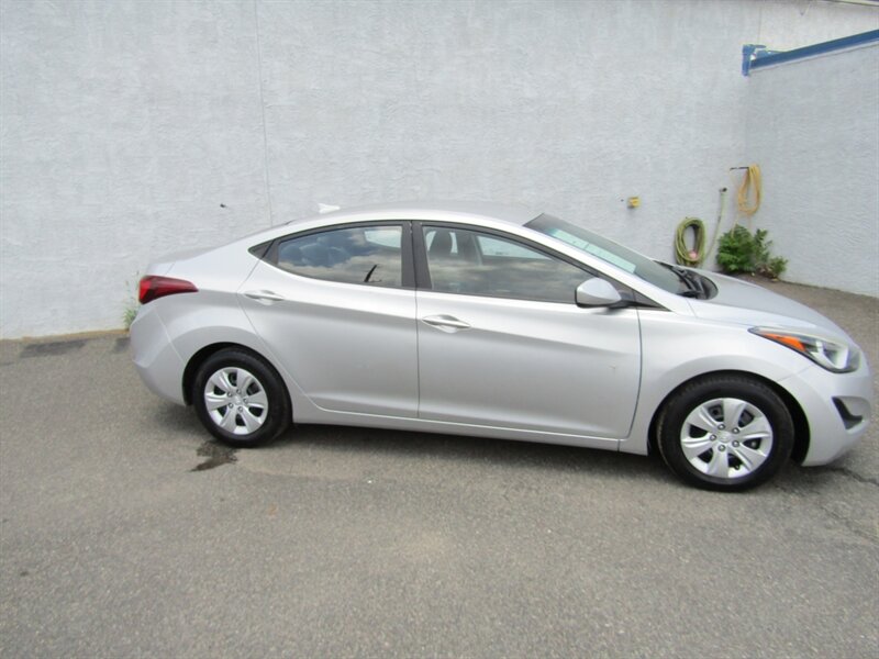 2016 Hyundai ELANTRA SE,CONV PKG,RVC,BLUETOOTH,SILVER CERTIFIED - Photo 8 - Haddon Twp, NJ 08107
