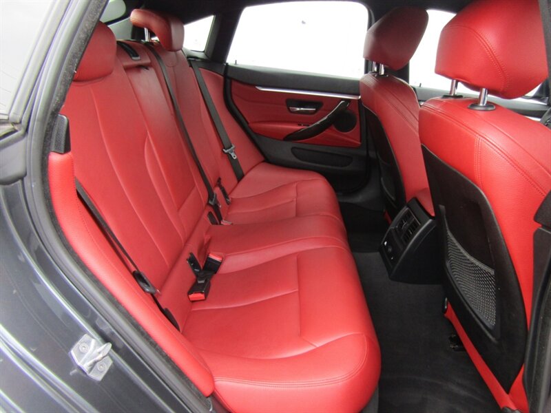 2017 BMW AWD, PREM,TECH PKG,CONV PKG,RVC,SILVER CERTIFIED - Photo 18 - Haddon Twp, NJ 08107