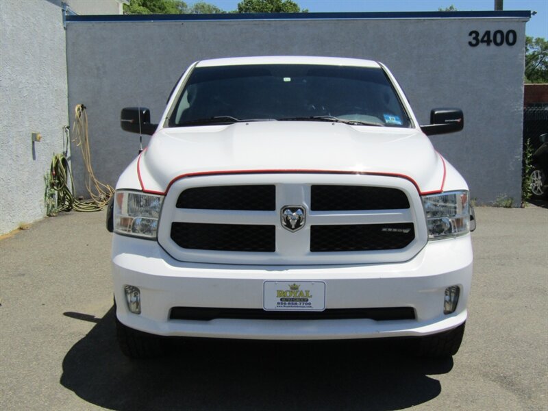 2015 RAM 1500 4x4,CONV PKG,TOW PKG,SILVER CERTIFIED - Photo 3 - Haddon Twp, NJ 08107