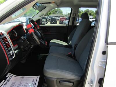 2015 RAM 1500 4x4,CONV PKG,TOW PKG,SILVER CERTIFIED - Photo 13 - Haddon Twp, NJ 08107