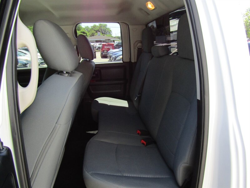 2015 RAM 1500 4x4,CONV PKG,TOW PKG,SILVER CERTIFIED - Photo 15 - Haddon Twp, NJ 08107