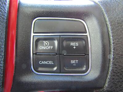 2015 RAM 1500 4x4,CONV PKG,TOW PKG,SILVER CERTIFIED - Photo 23 - Haddon Twp, NJ 08107