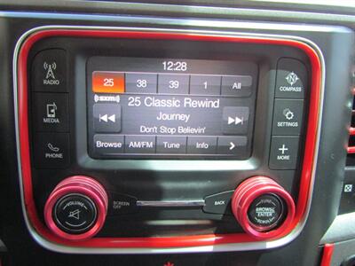 2015 RAM 1500 4x4,CONV PKG,TOW PKG,SILVER CERTIFIED - Photo 25 - Haddon Twp, NJ 08107