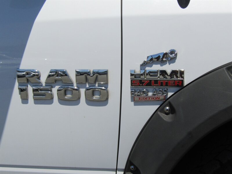 2015 RAM 1500 4x4,CONV PKG,TOW PKG,SILVER CERTIFIED - Photo 10 - Haddon Twp, NJ 08107