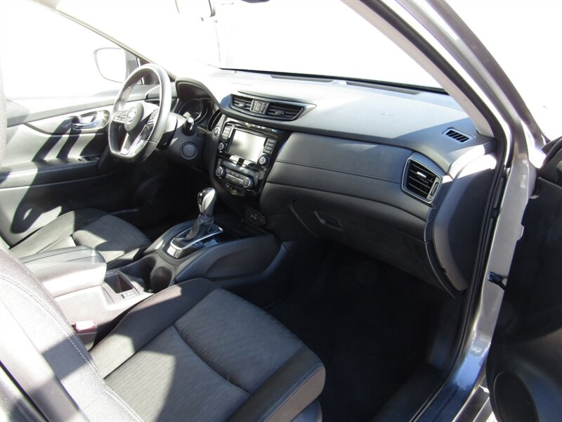 2020 Nissan Rogue SV,AWD,CONV PKG,TECH PKG,RVC,SILVER CERTIFIED - Photo 19 - Haddon Twp, NJ 08107