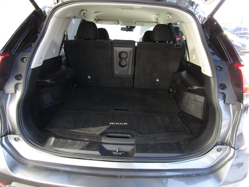 2020 Nissan Rogue SV,AWD,CONV PKG,TECH PKG,RVC,SILVER CERTIFIED - Photo 16 - Haddon Twp, NJ 08107