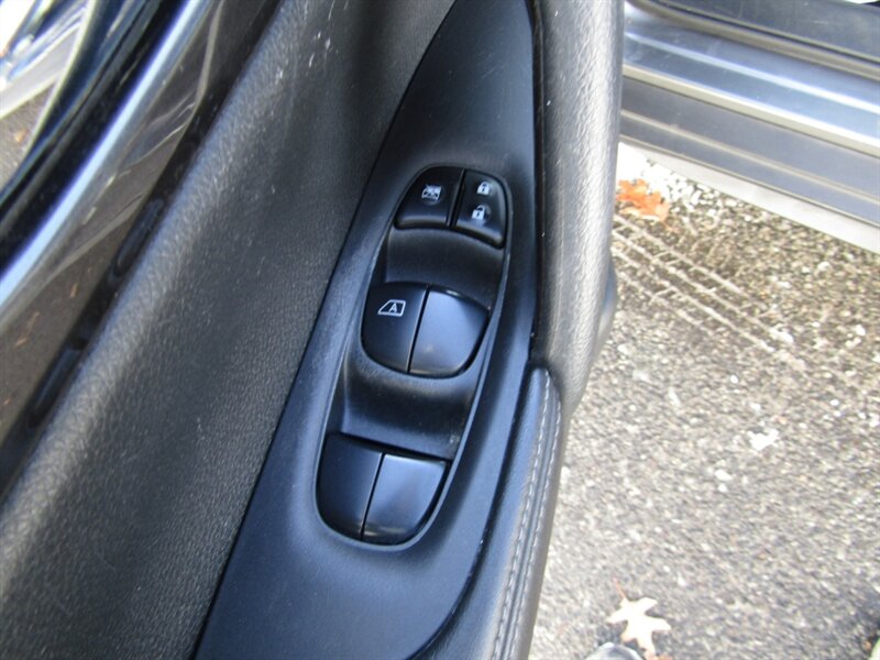 2020 Nissan Rogue SV,AWD,CONV PKG,TECH PKG,RVC,SILVER CERTIFIED - Photo 10 - Haddon Twp, NJ 08107