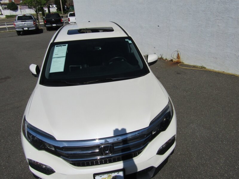 2018 Honda Pilot EX-L,TECH PKG,COMFORT PKG,RVC,SILVER CERTIFIED - Photo 15 - Haddon Twp, NJ 08107