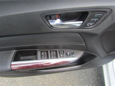 2017 Acura TLX PREM,TECH PKG,CONV PKG,RVC,SILVER CERTIFIED - Photo 10 - Haddon Twp, NJ 08107