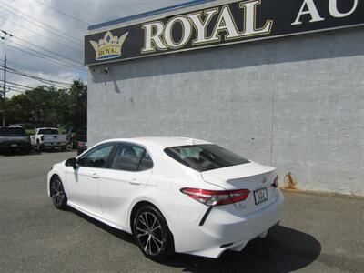 2019 Toyota Camry SE - Photo 6 - Haddon Twp, NJ 08107