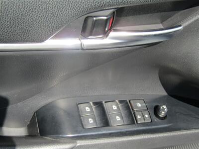 2019 Toyota Camry SE - Photo 10 - Haddon Twp, NJ 08107