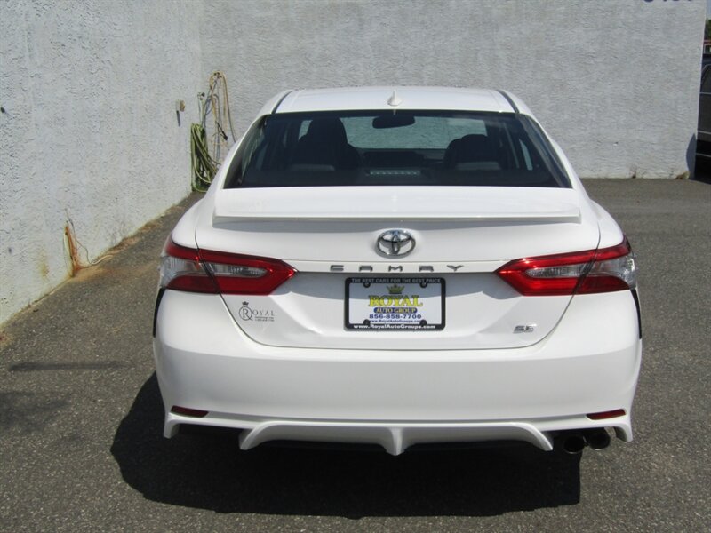 2019 Toyota Camry SE - Photo 7 - Haddon Twp, NJ 08107