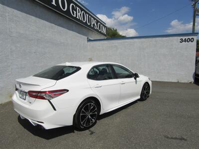 2019 Toyota Camry SE - Photo 8 - Haddon Twp, NJ 08107