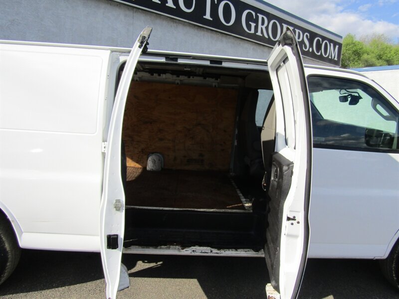 2018 Chevrolet Express 2500 - Photo 24 - Haddon Twp, NJ 08107