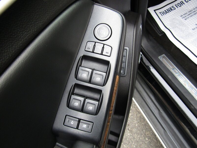 2016 GMC Yukon DENALI,AWD,NAV,DVDDR.ASST PKG,RVC,SILVER CERTIFIED - Photo 17 - Haddon Twp, NJ 08107