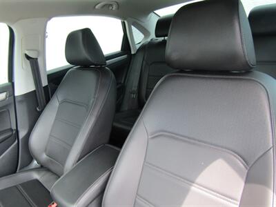 2021 Volkswagen Passat SE,TECH PKG,LEATHER,COMFORT PKG,SILVER CERTIFIED - Photo 14 - Haddon Twp, NJ 08107