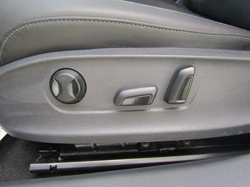 2021 Volkswagen Passat SE,TECH PKG,LEATHER,COMFORT PKG,SILVER CERTIFIED - Photo 12 - Haddon Twp, NJ 08107