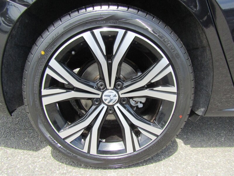 2021 Volkswagen Passat SE,TECH PKG,LEATHER,COMFORT PKG,SILVER CERTIFIED - Photo 34 - Haddon Twp, NJ 08107