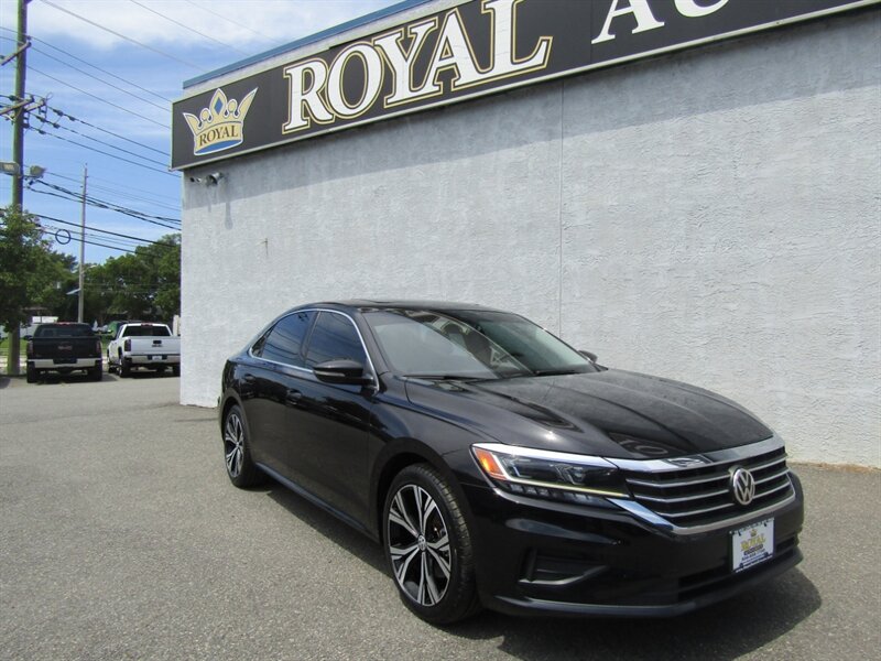 2021 Volkswagen Passat SE,TECH PKG,LEATHER,COMFORT PKG,SILVER CERTIFIED  