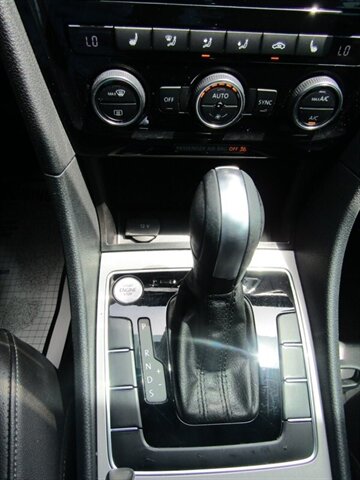 2021 Volkswagen Passat SE,TECH PKG,LEATHER,COMFORT PKG,SILVER CERTIFIED - Photo 31 - Haddon Twp, NJ 08107