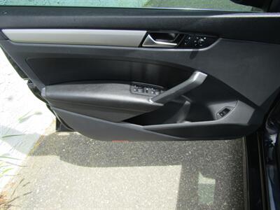 2021 Volkswagen Passat SE,TECH PKG,LEATHER,COMFORT PKG,SILVER CERTIFIED - Photo 10 - Haddon Twp, NJ 08107