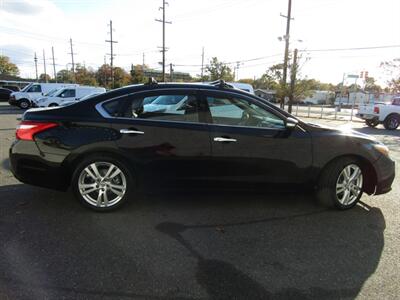 2016 Nissan Altima 3.5 SL,NAV,TECH PKG,DR.ASST PKG,PANO,RVC,CERTIFIED   - Photo 6 - Haddon Twp, NJ 08107