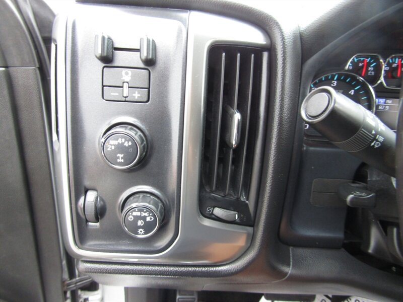 2018 Chevrolet Silverado 1500 4X4 LT. Z71 .LEATHER CONVPKG,RVC,SILVER CERTIFIED - Photo 51 - Haddon Twp, NJ 08107