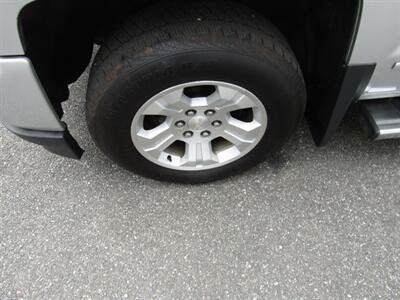 2018 Chevrolet Silverado 1500 4X4 LT. Z71 .LEATHER CONVPKG,RVC,SILVER CERTIFIED   - Photo 15 - Haddon Twp, NJ 08107