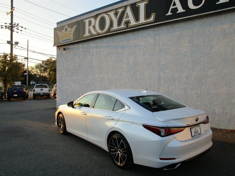 2025 Lexus ES ES350,D.ASST PKG,TECH PKG,HUD,RVC,SILVER CERTIFIED - Photo 6 - Haddon Twp, NJ 08107