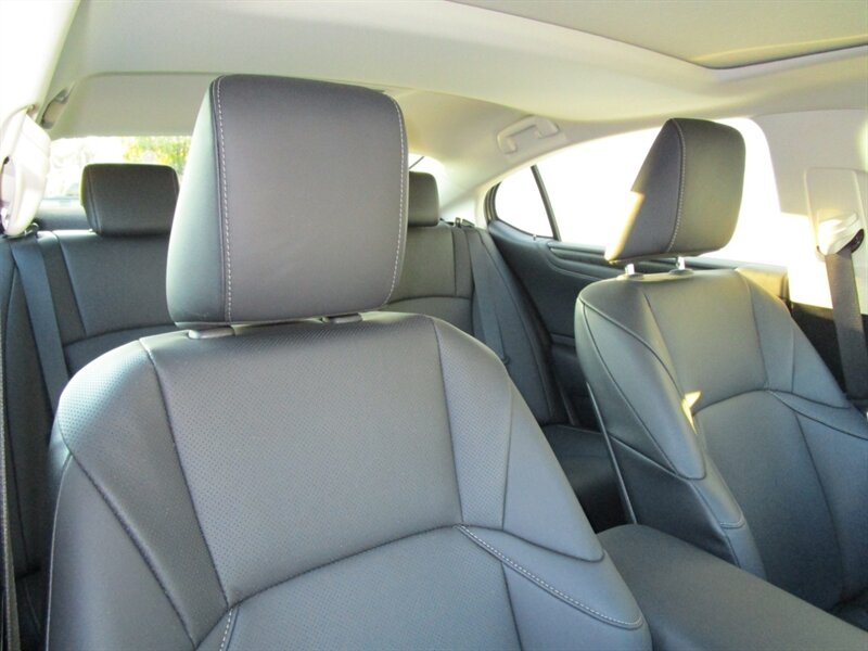 2025 Lexus ES ES350,D.ASST PKG,TECH PKG,HUD,RVC,SILVER CERTIFIED - Photo 18 - Haddon Twp, NJ 08107