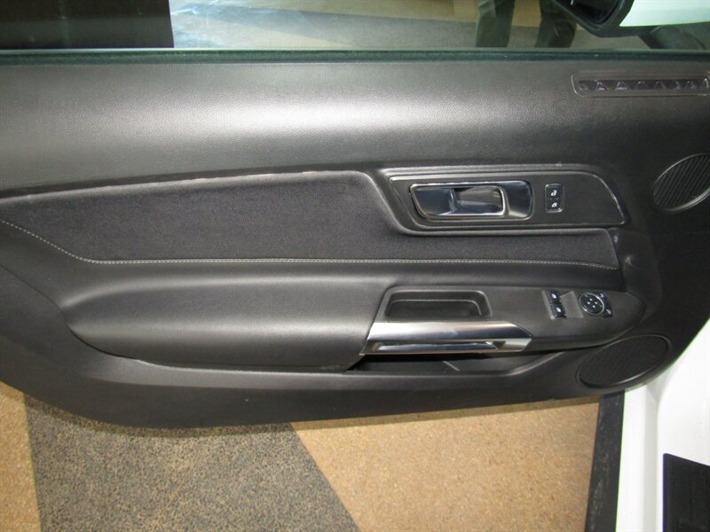 2023 Ford Mustang EcoBoost - Photo 13 - Haddon Twp, NJ 08107