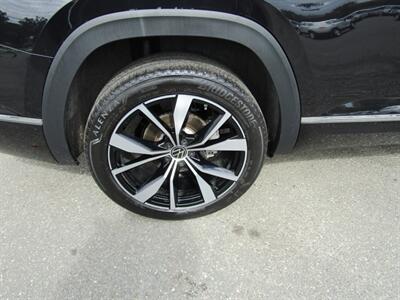 2024 Volkswagen Atlas AWD,NAV,DR.ASST PKG,TECH PKG,RVC,SILVER CERTIFIED   - Photo 9 - Haddon Twp, NJ 08107