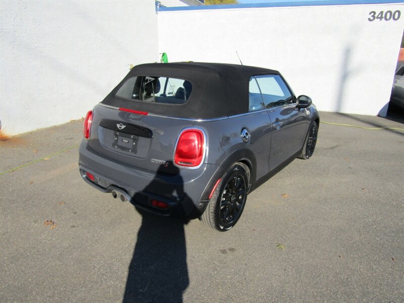 2017 MINI Convertible NAV,PREM PKG,TECH PKG,RVC,SILVER CERTIFIED   - Photo 7 - Haddon Twp, NJ 08107