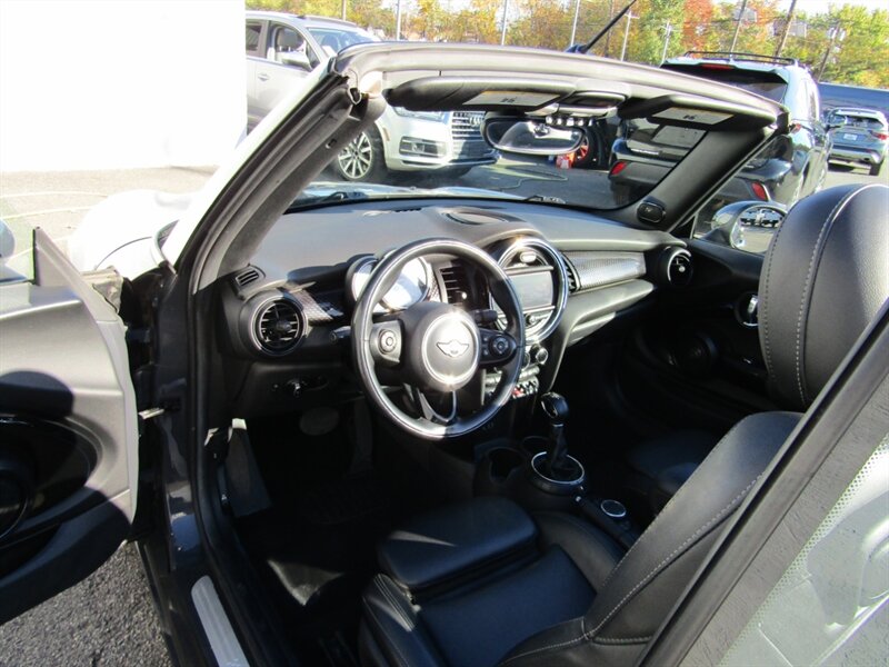 2017 MINI Convertible NAV,PREM PKG,TECH PKG,RVC,SILVER CERTIFIED   - Photo 33 - Haddon Twp, NJ 08107