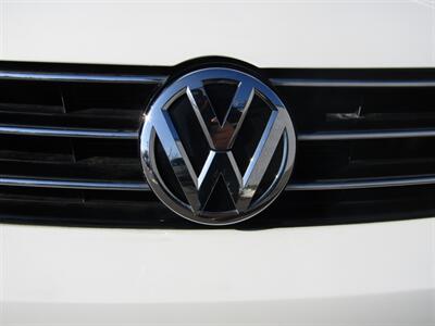 2017 Volkswagen Jetta SE PREM,TECH PKG,CONV PKG,RVC,SILVER CERTIFIED   - Photo 9 - Haddon Twp, NJ 08107