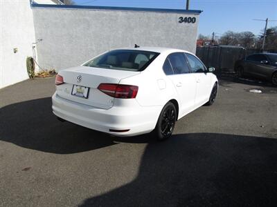 2017 Volkswagen Jetta SE PREM,TECH PKG,CONV PKG,RVC,SILVER CERTIFIED   - Photo 7 - Haddon Twp, NJ 08107
