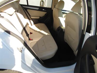 2017 Volkswagen Jetta SE PREM,TECH PKG,CONV PKG,RVC,SILVER CERTIFIED   - Photo 21 - Haddon Twp, NJ 08107