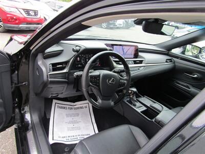 2019 Lexus ES LUX,NAV,COMFORT PKG,SUNROOF,,RVC,SILVER CERTIFIED   - Photo 35 - Haddon Twp, NJ 08107