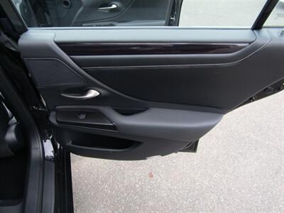 2019 Lexus ES LUX,NAV,COMFORT PKG,SUNROOF,,RVC,SILVER CERTIFIED   - Photo 39 - Haddon Twp, NJ 08107