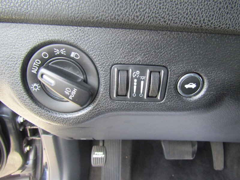 2015 Dodge Charger R/T, BLACKTOP,NAV,COMFORT PKG,RVC,CERTIFIED - Photo 23 - Haddon Twp, NJ 08107