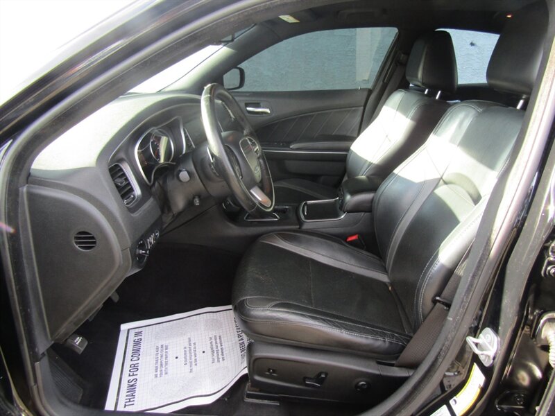2015 Dodge Charger R/T, BLACKTOP,NAV,COMFORT PKG,RVC,CERTIFIED - Photo 12 - Haddon Twp, NJ 08107