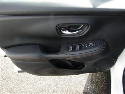 2025 Honda HR-V SPORT   - Photo 11 - Haddon Twp, NJ 08107