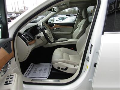 2022 Volvo XC90 AWD,ADVANCED PKG,7 PASS RVC,SILVER CERTIFIED   - Photo 13 - Haddon Twp, NJ 08107