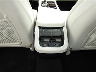 2022 Volvo XC90 AWD,ADVANCED PKG,7 PASS RVC,SILVER CERTIFIED   - Photo 27 - Haddon Twp, NJ 08107