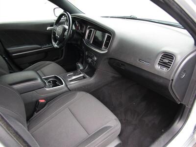 2019 Dodge Charger SXT   - Photo 21 - Haddon Twp, NJ 08107