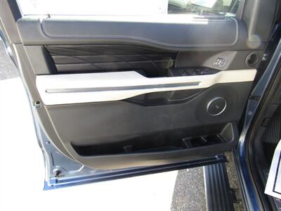 2018 Ford Expedition Platinum   - Photo 36 - Haddon Twp, NJ 08107
