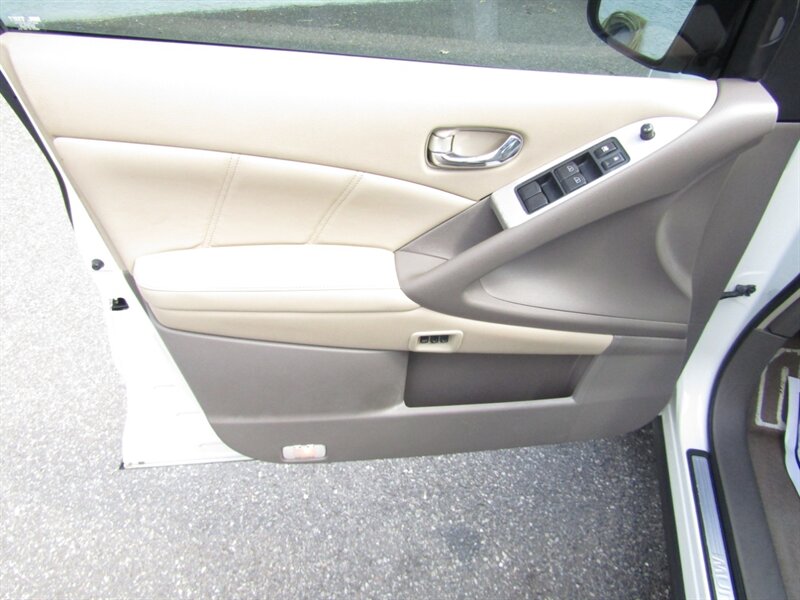 2014 Nissan Murano SL,NAV,TECH PKG,DR.ASST PKG,RVC,SILVER CERTIFIED - Photo 32 - Haddon Twp, NJ 08107