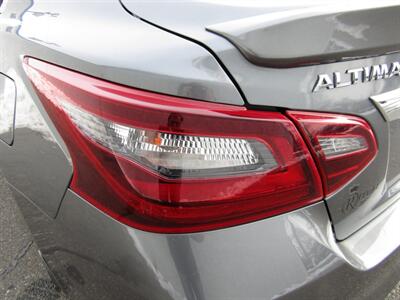 2018 Nissan Altima SR PREM,NAV,TECH PKG,CONV ,CERTIFIED   - Photo 16 - Haddon Twp, NJ 08107
