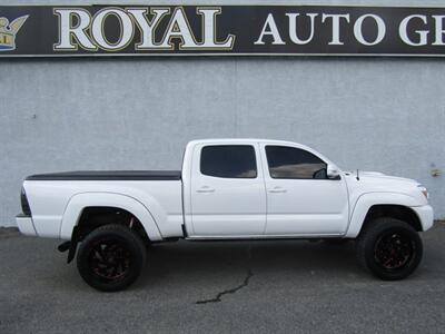 2013 Toyota Tacoma 4x4 TRD OFF-RD PREM, KINETIC SUSP,SILVER CERTIFIED   - Photo 2 - Haddon Twp, NJ 08107