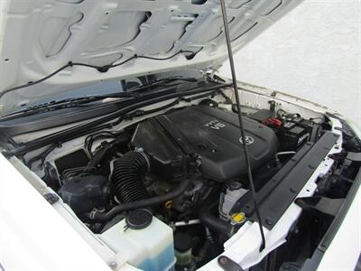 2013 Toyota Tacoma 4x4 TRD OFF-RD PREM, KINETIC SUSP,SILVER CERTIFIED   - Photo 34 - Haddon Twp, NJ 08107